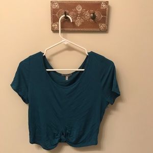charlotte russe knotted crop top
